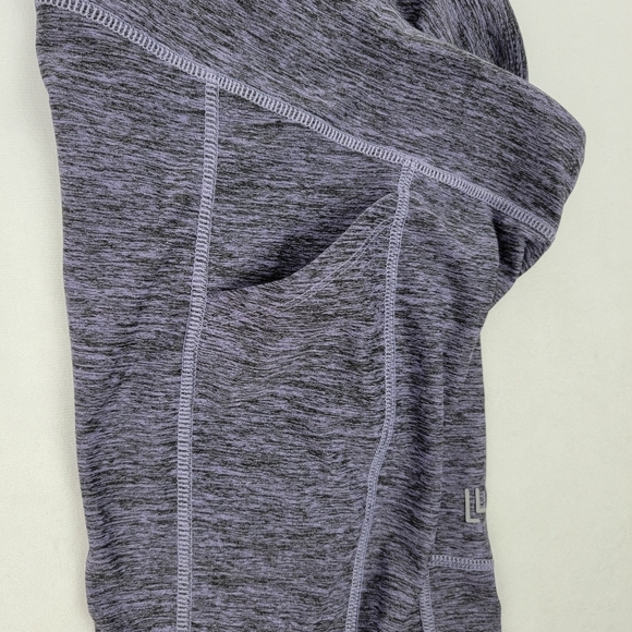 LLD heathered purple capri tights leggings with cell phone pockets - Picture 3 of 5
